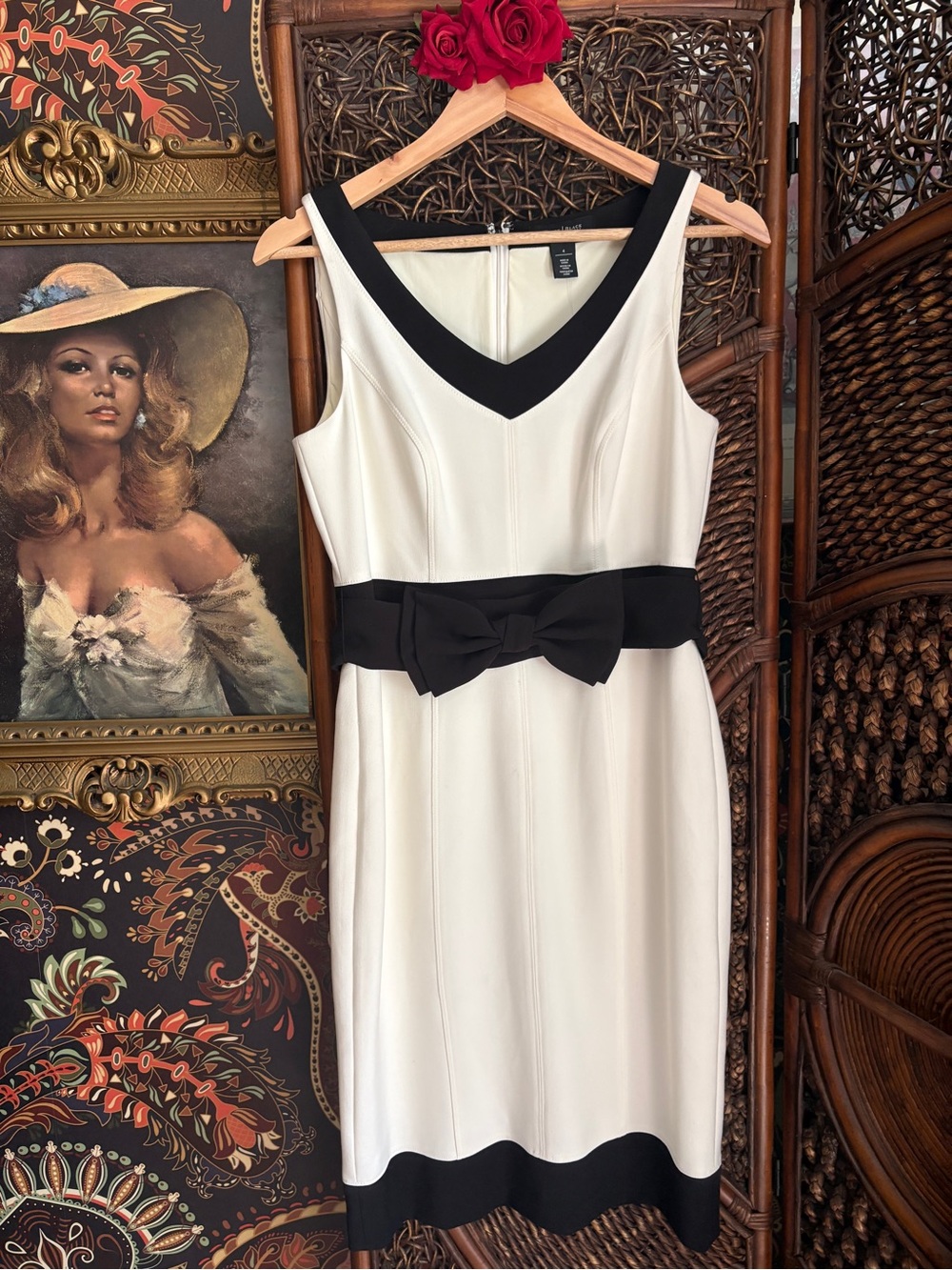 NWT White House Black Market Bow Sheath Dress Size 4 Black White